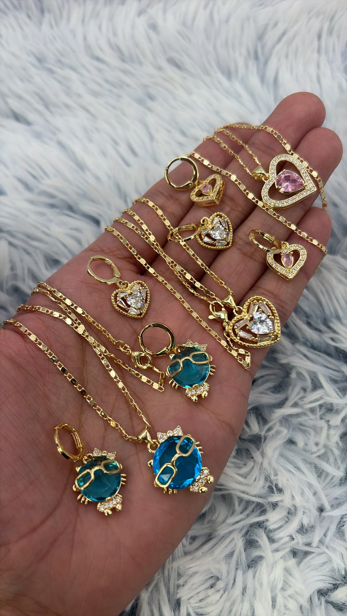 Lote 3 Aros + 3 Cadenas + 3 Dijes enchapadas en oro | N°1