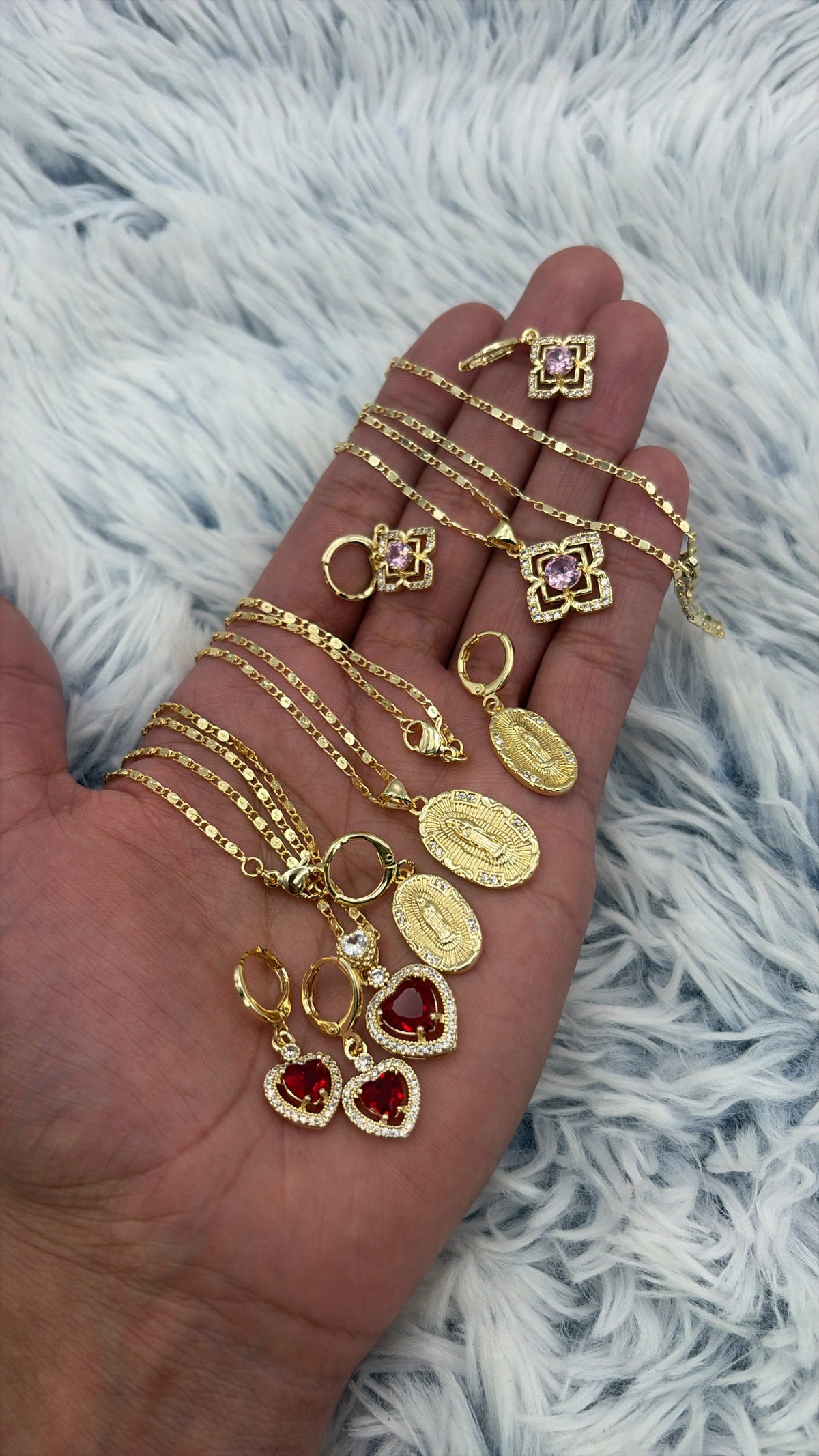 Lote 3 Aros + 3 Cadenas + 3 Dijes enchapadas en oro | N°3