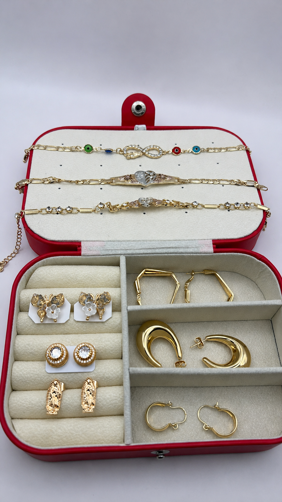 Lote mixto 3 pulseras + 3 aros + 3 argollas enchapadas en oro | N°8