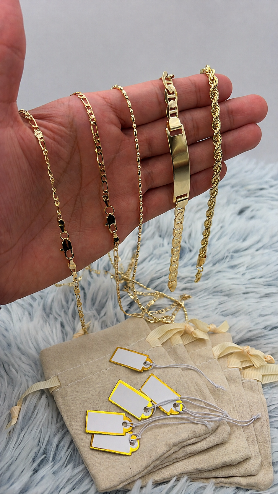 Lote mixto 3 cadenas + 2 pulseras enchapados en oro | N°4