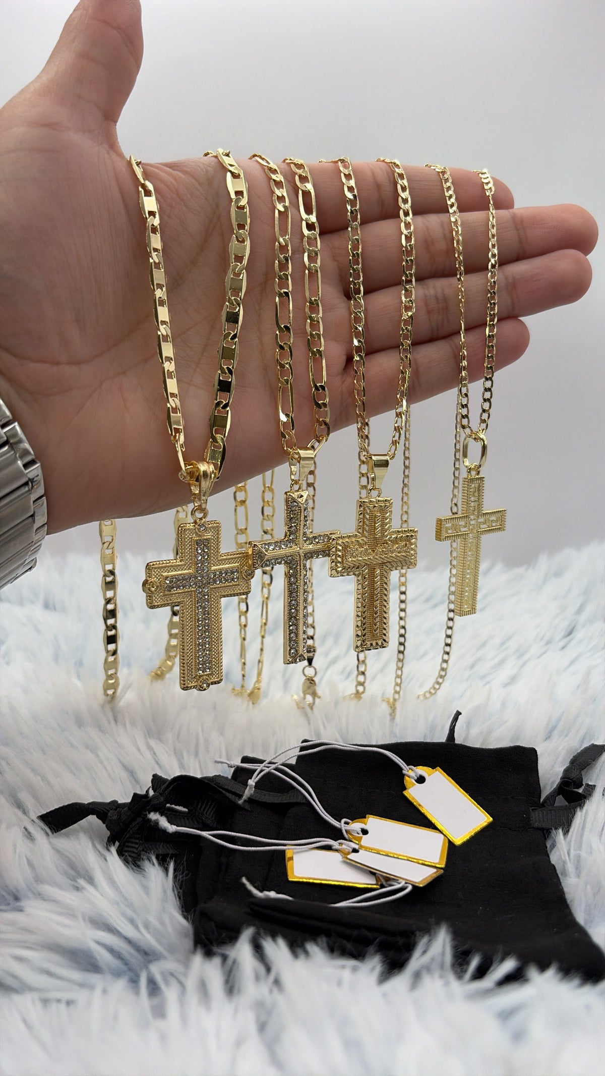 Lote 3 cadenas + 3 cruz enchapadas en oro | N°8