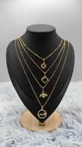 Lote 4 cadenas + 4 dijes enchapados en oro | N17