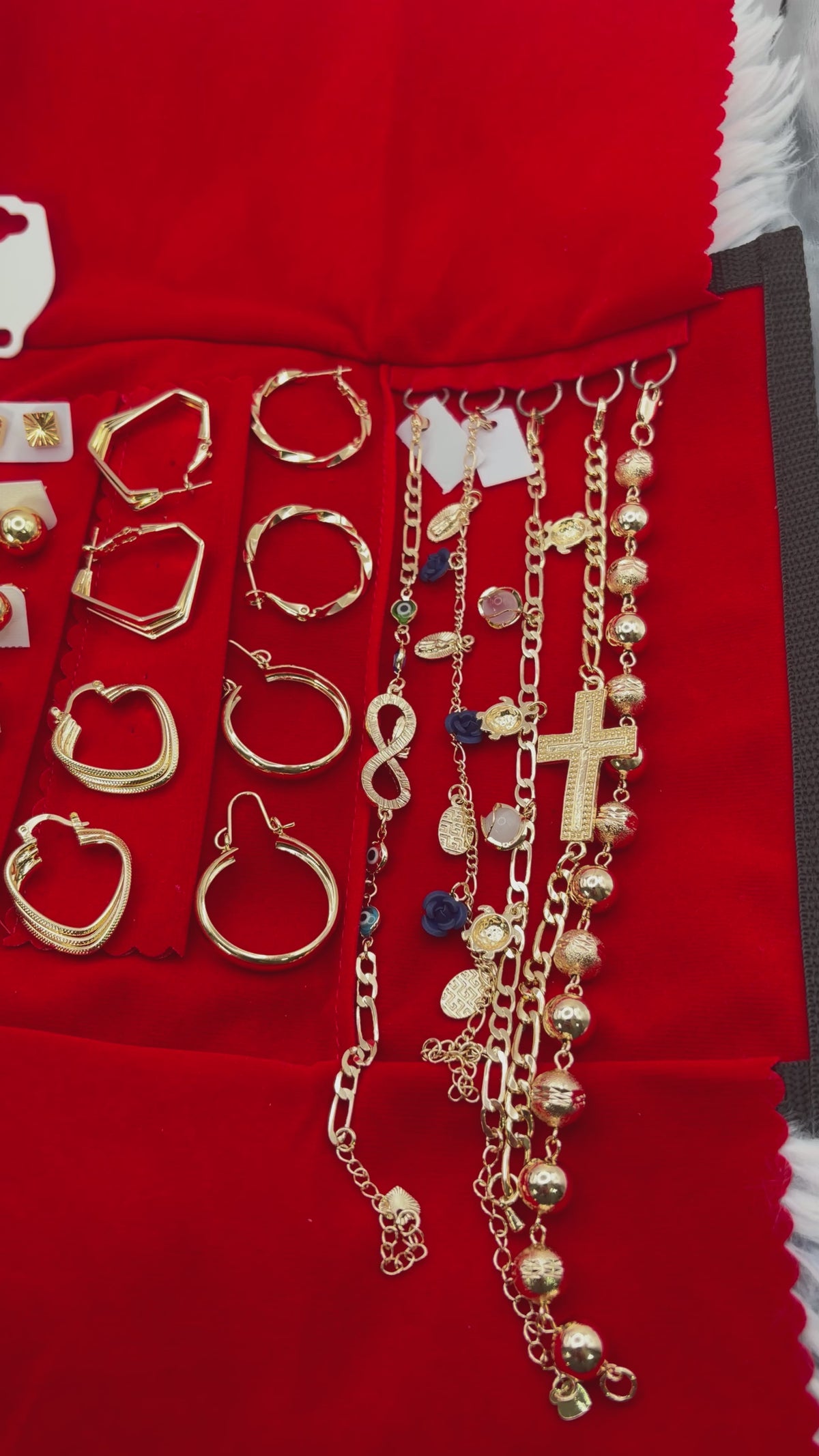 Lote mixto 8 pulseras + 9 aros + 4 argollas + manga de regalo | N°6